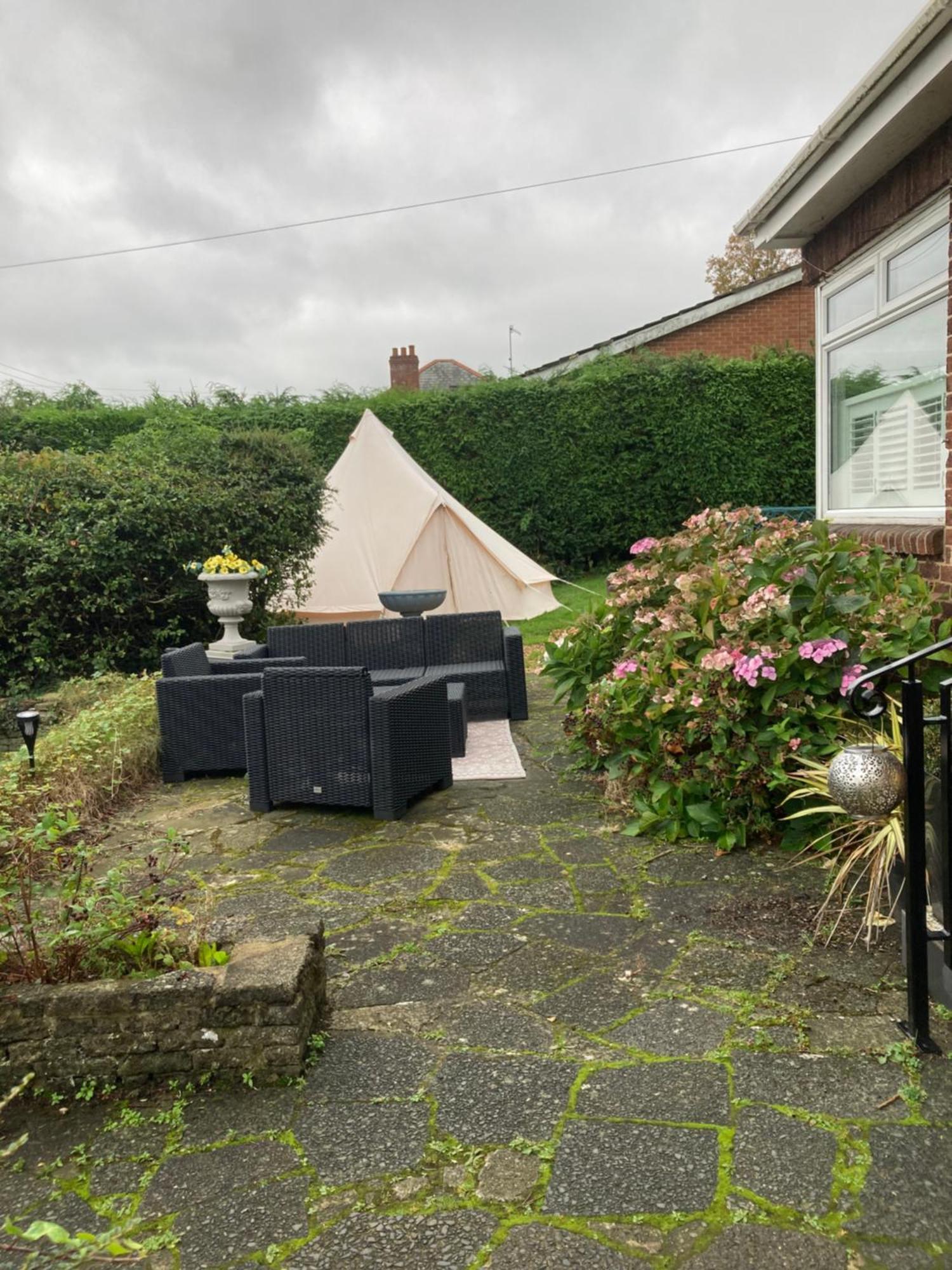 Overdale Motel Lisburn Zewnętrze zdjęcie