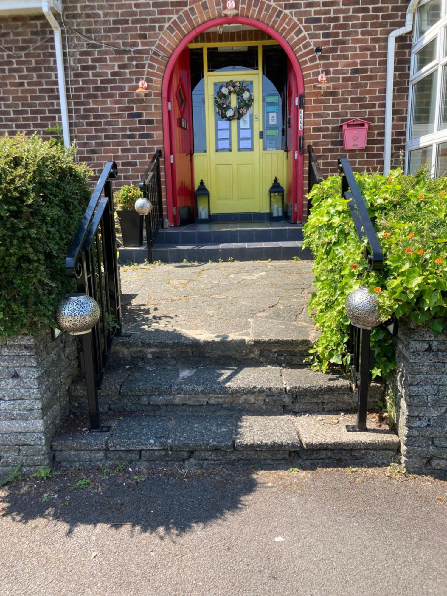Overdale Motel Lisburn Zewnętrze zdjęcie